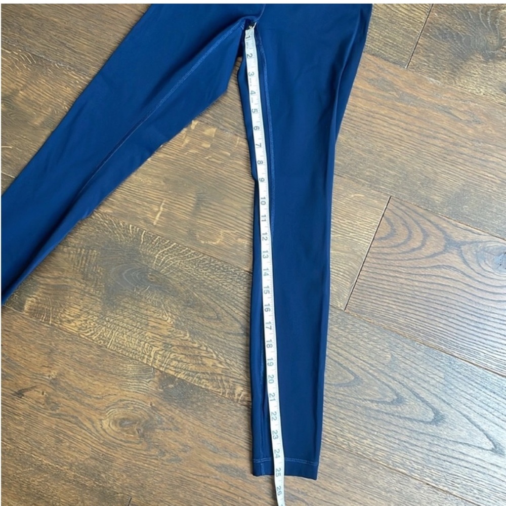 Lululemon bundle - Picture 9 of 9